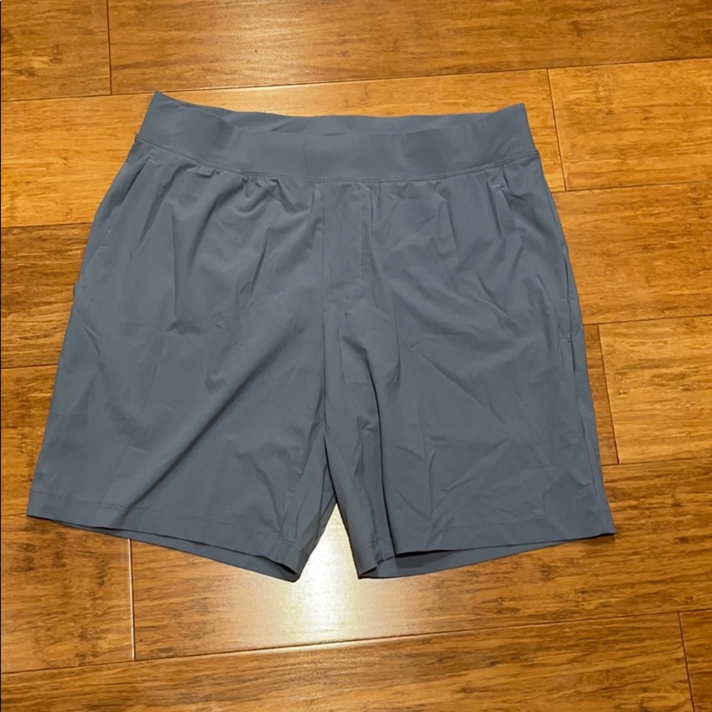 Men’s All in Motion Running Shorts Size: Small